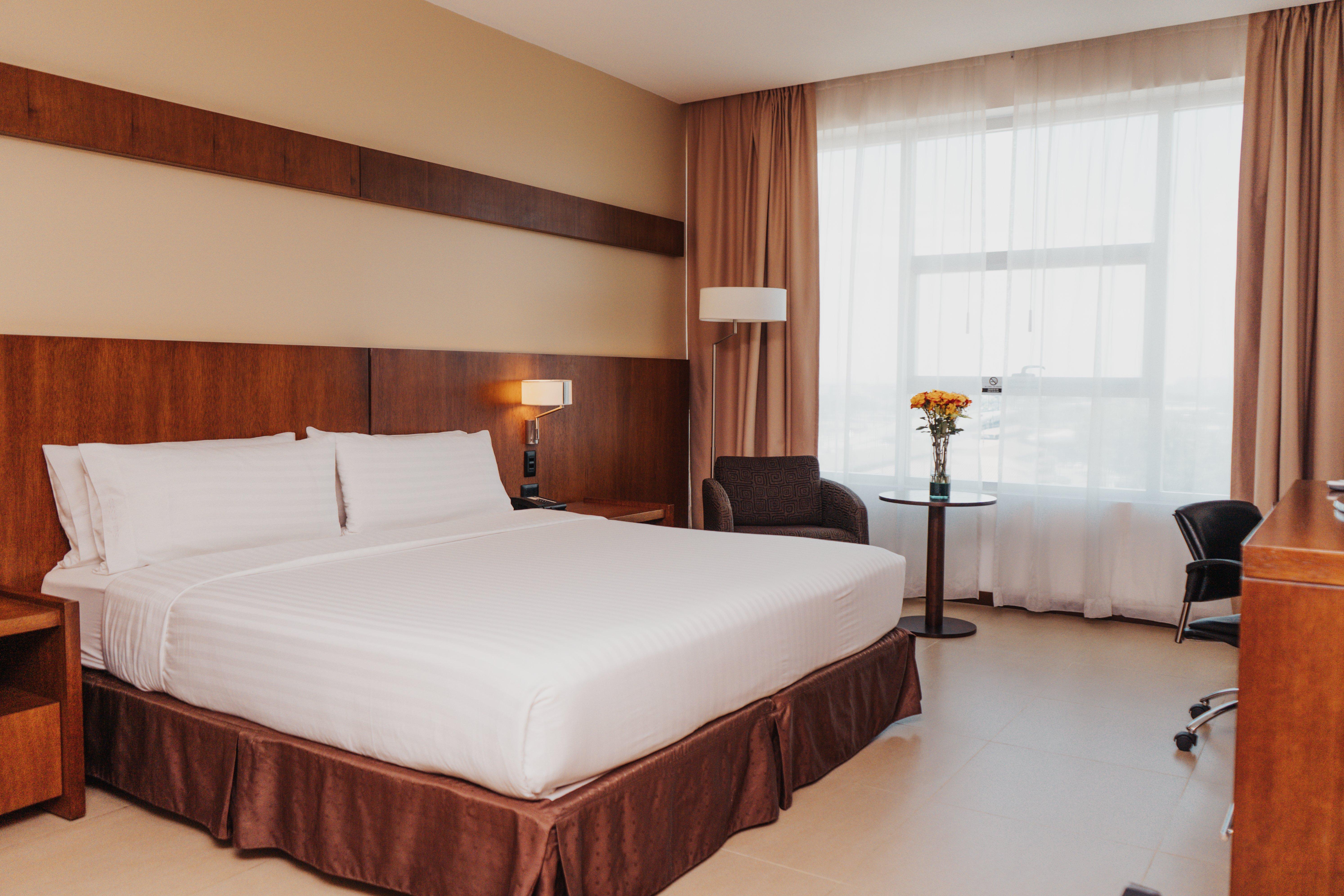 Holiday Inn Guayaquil Airport By Ihg Ngoại thất bức ảnh A room at the hotel