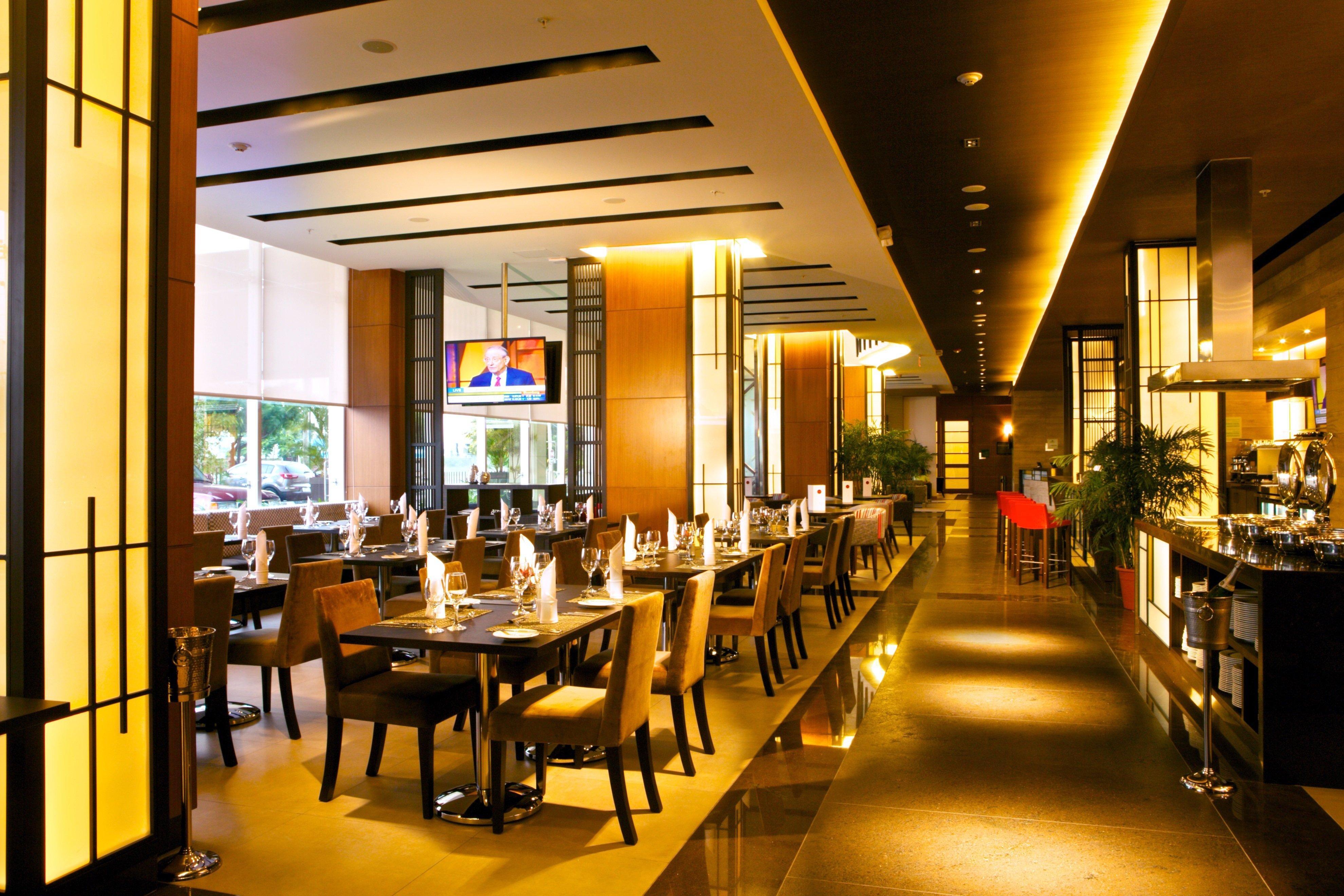 Holiday Inn Guayaquil Airport By Ihg Ngoại thất bức ảnh The interior of the restaurant