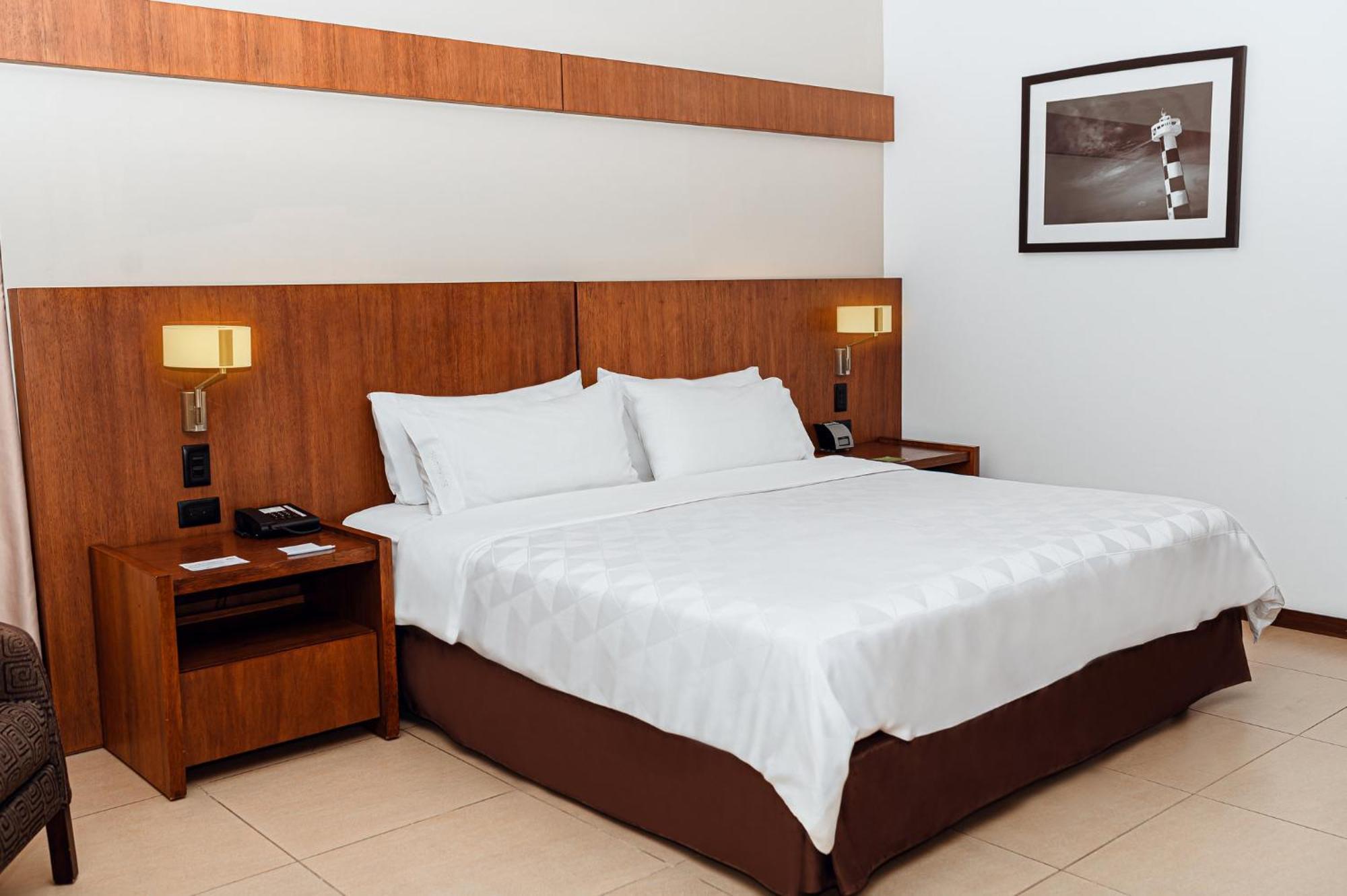 Holiday Inn Guayaquil Airport By Ihg Ngoại thất bức ảnh A bedroom